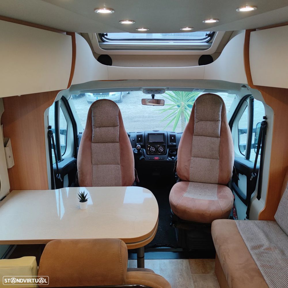 Burstner Ixeo IT 664 - 4