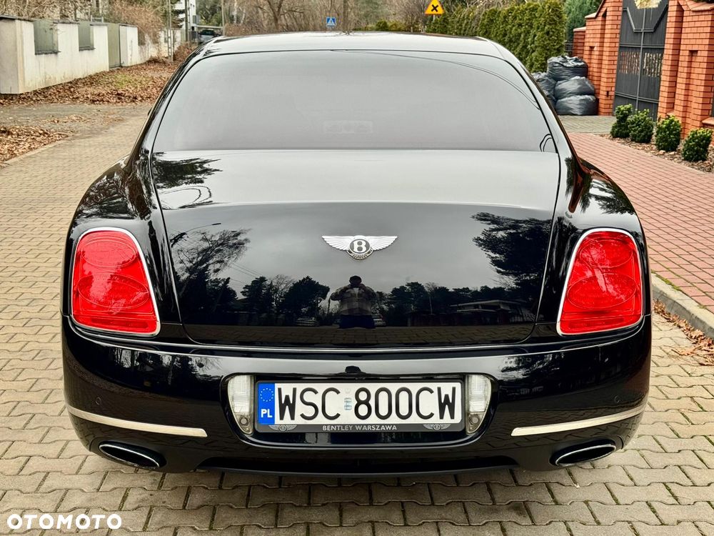 Bentley Flying Spur - 35