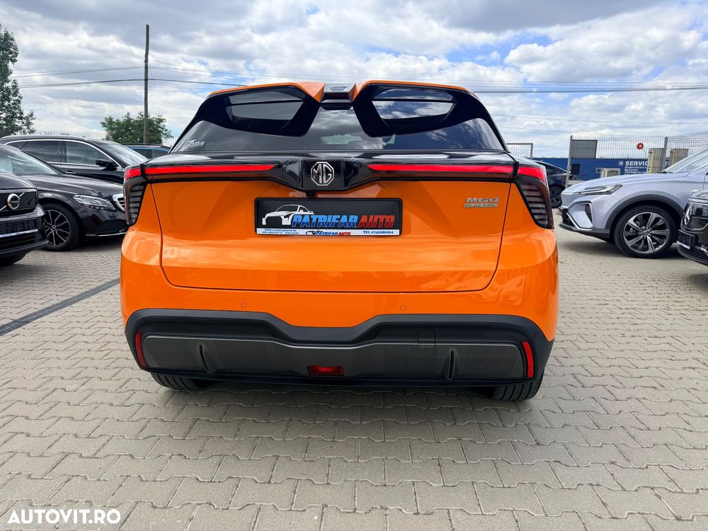 MG MG4 - 4