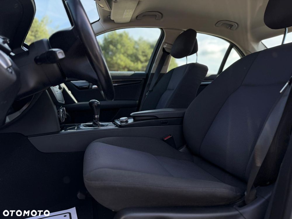 Mercedes-Benz Klasa C 180 Kompressor Elegance - 22