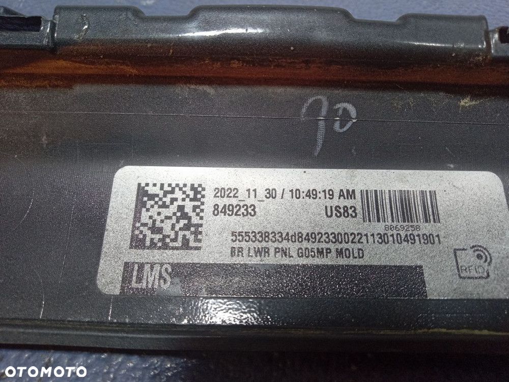 BMW X5 G05 M PAKIET SPOILER NAKŁADKA LISTWA ZDERZAKA TYŁ TYLNY 8069258 - 6