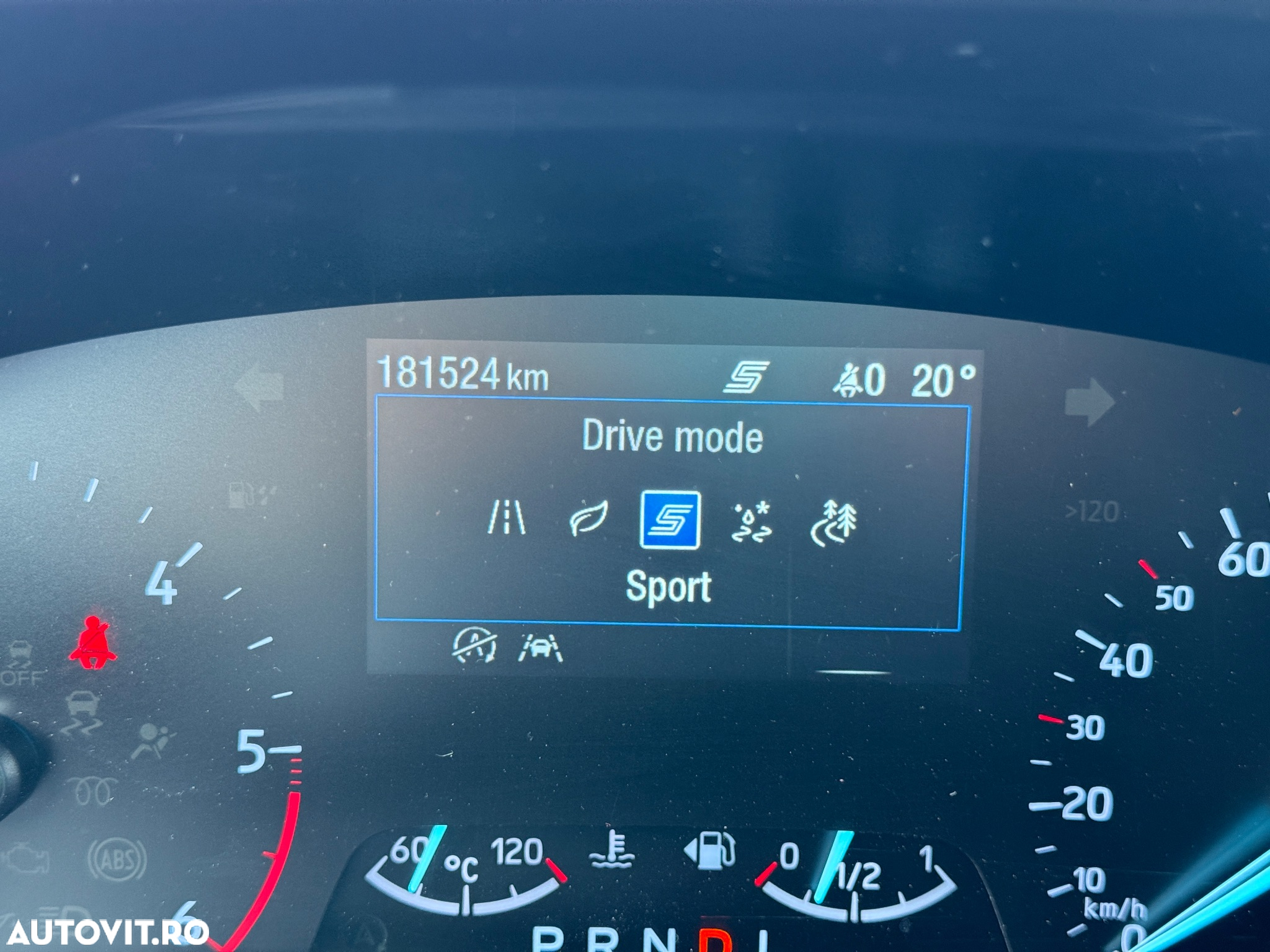 Ford Focus 2.0 EcoBlue Active - 23