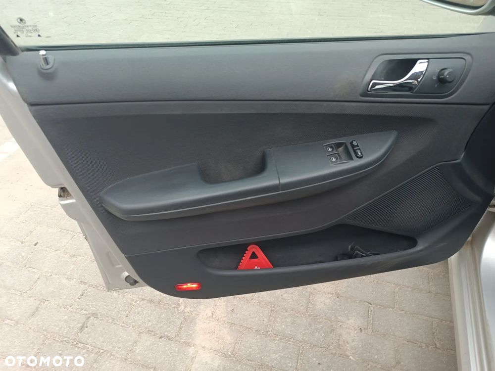 Skoda Fabia 1.4 16V Comfort - 10