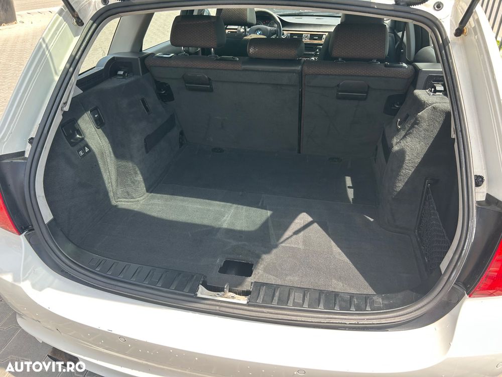 BMW Seria 3 320d DPF - 21