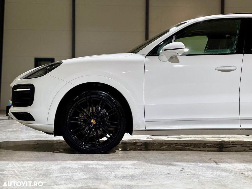 Porsche Cayenne Standard - 6