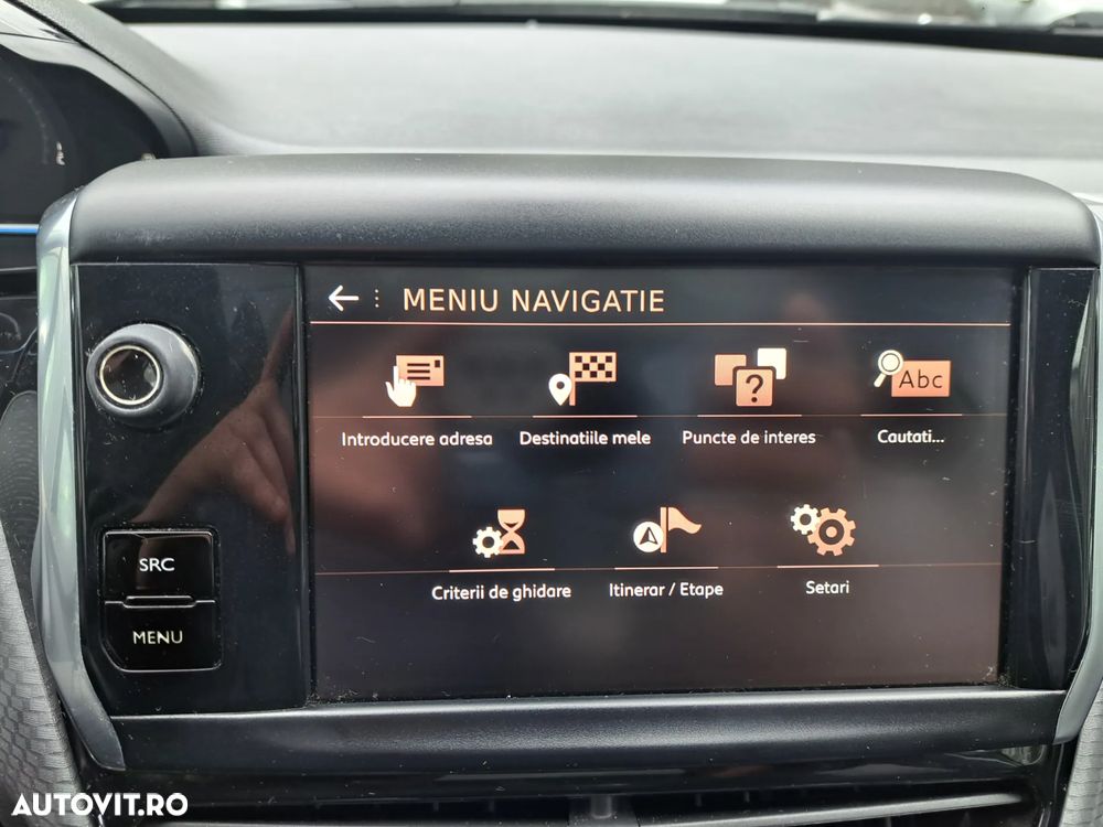 Peugeot 2008 PureTech 130 GPF Stop&Start Allure - 36