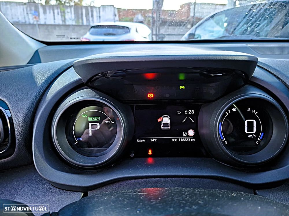 Toyota Yaris 1.5 HDF Exclusive - 33