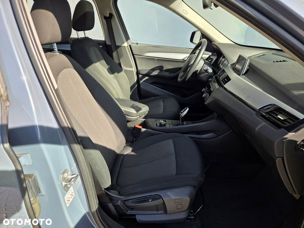 BMW X1 - 11