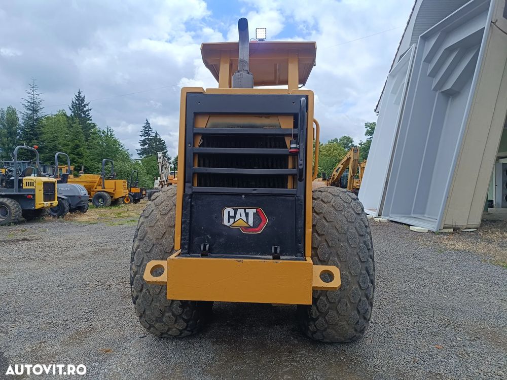 Caterpillar CS-563 - 8
