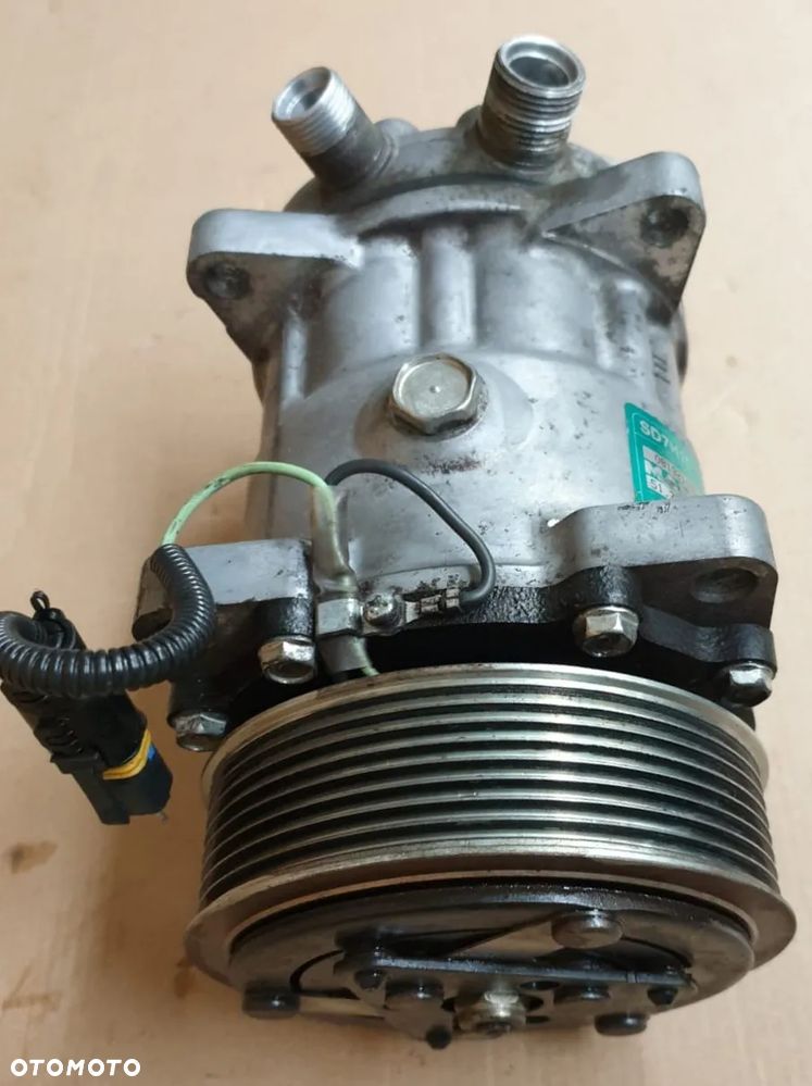 SPRĘŻARKA KLIMATYZACJI 51779707028 MAN TGX - 2