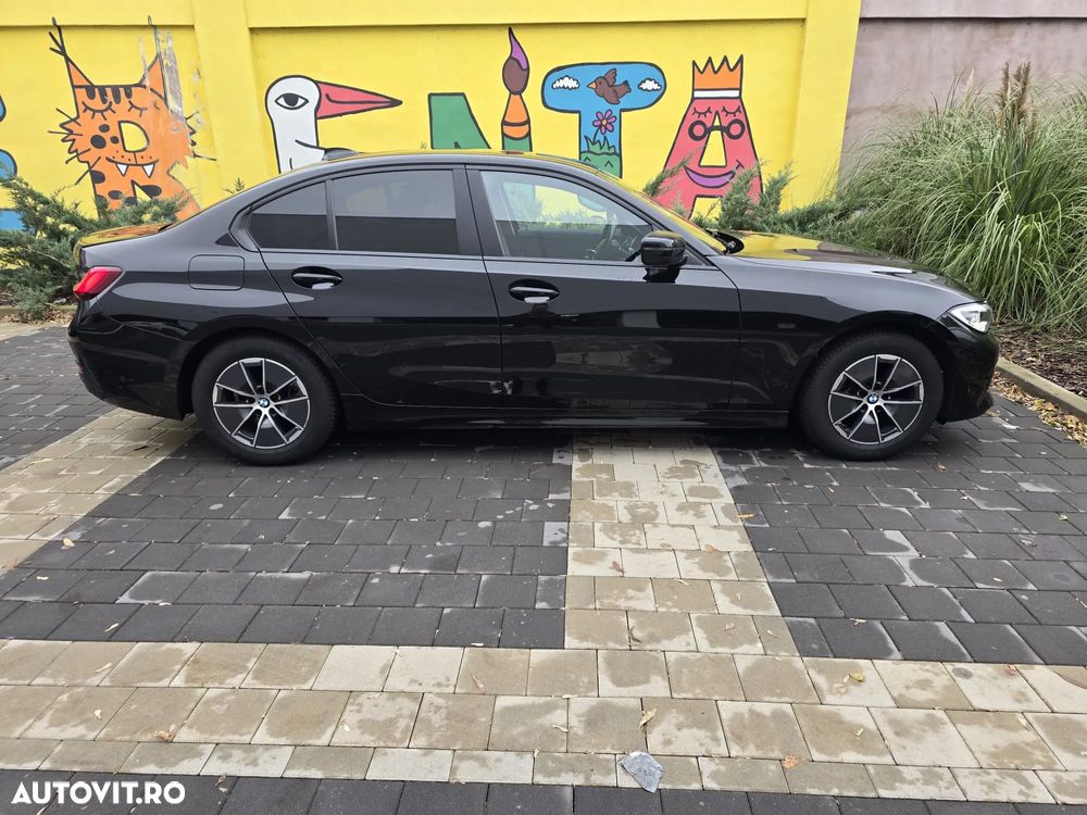 BMW Seria 3 320i AT - 15