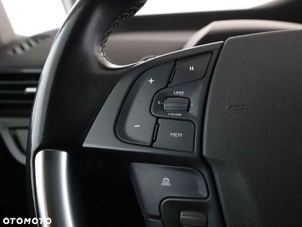 Citroën C4 Picasso PureTech 130 Stop&Start EAT6 SELECTION - 34