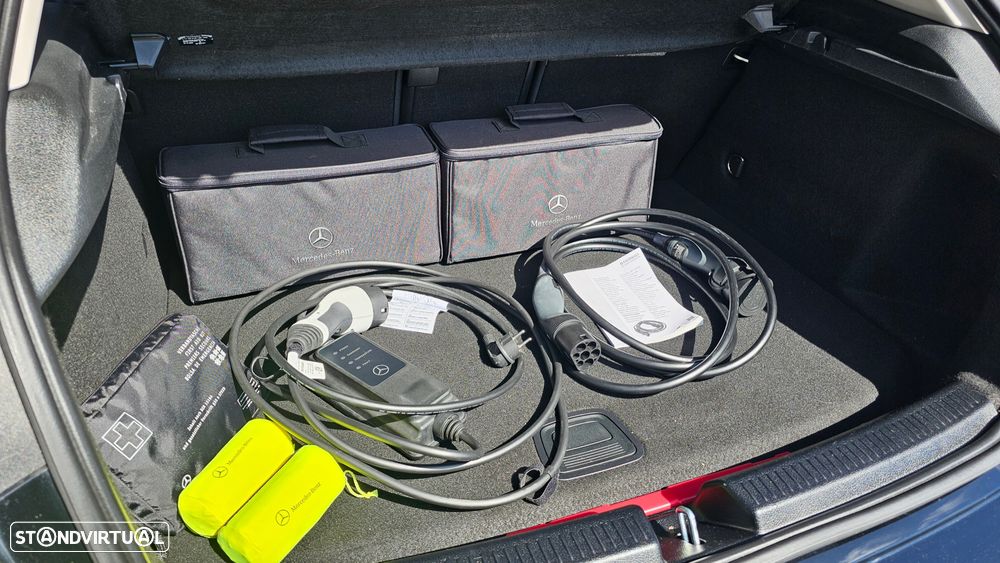 Mercedes-Benz A 250 e AMG Line - 10