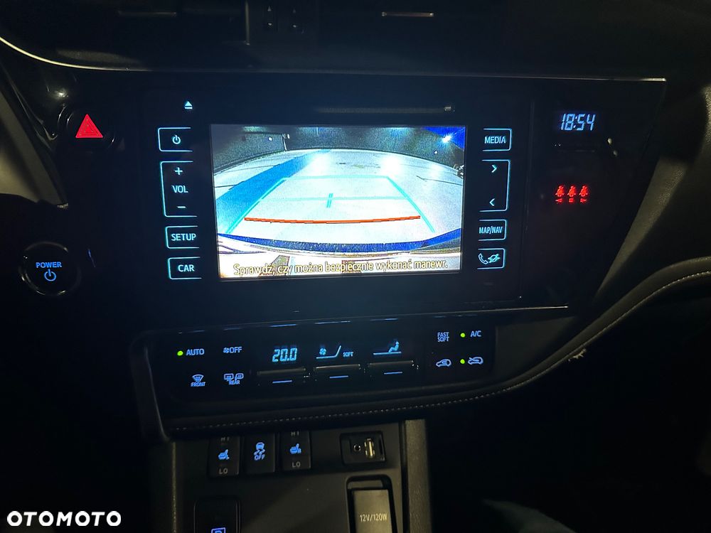 Toyota Auris 1.8 HSD Luna - 12