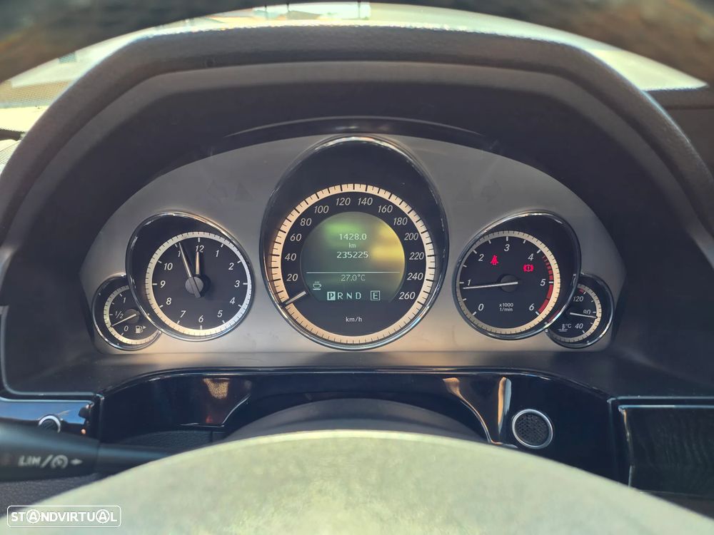 Mercedes-Benz E 250 CDI 7G-TRONIC Avantgarde - 18