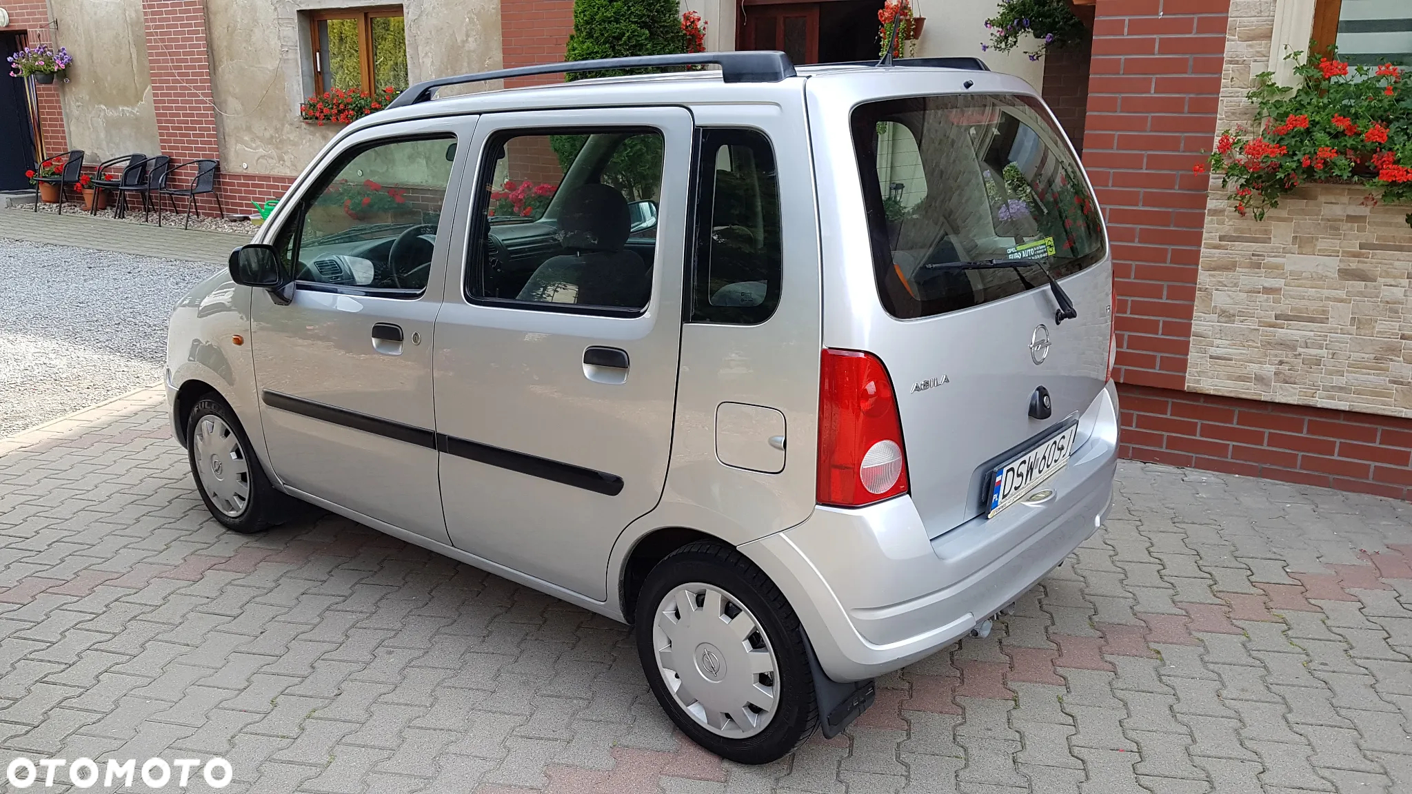 Opel Agila 1.2 Colour Edition - 11