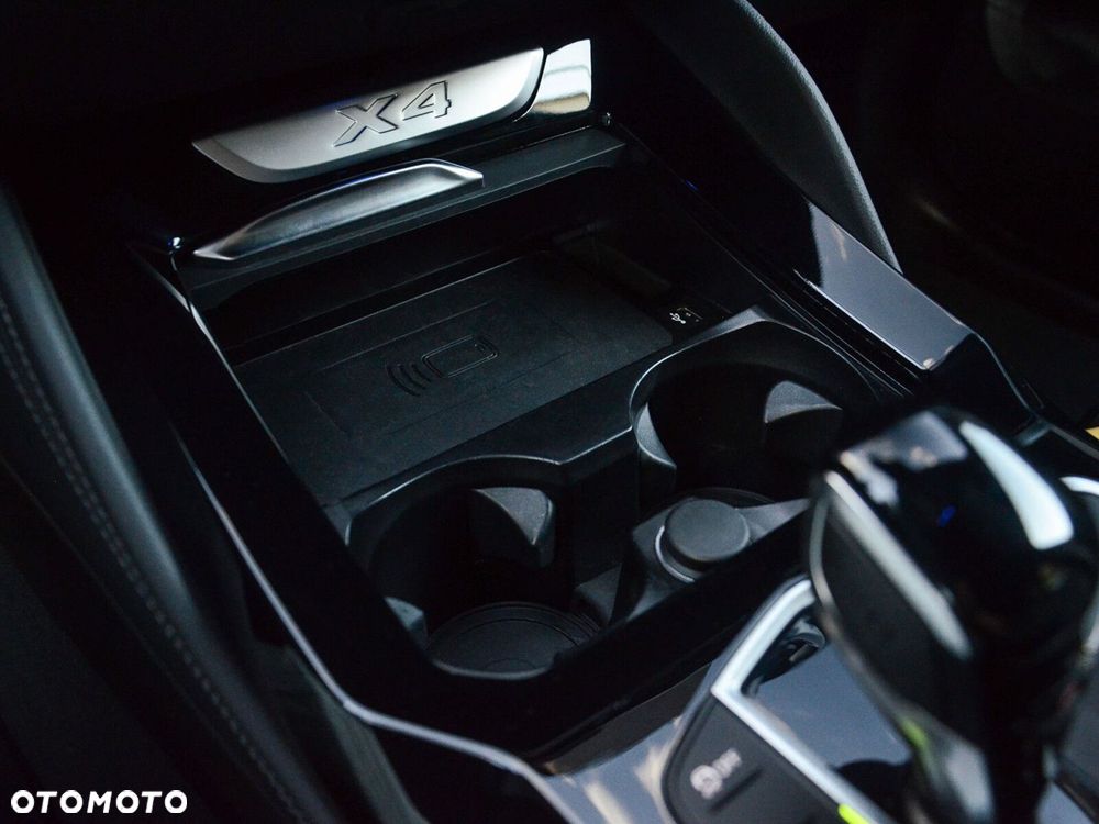 BMW X4 - 26