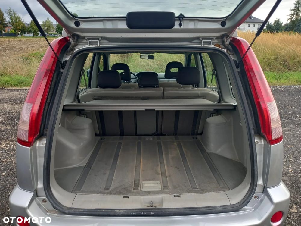 Nissan X-Trail 2.0 4x4 Comfort - 6