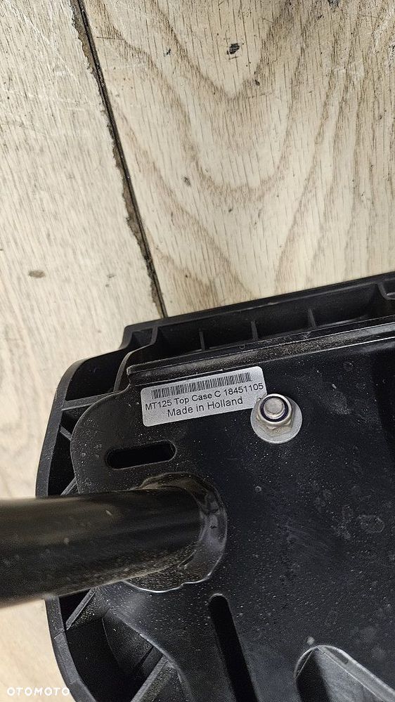 Stelaż Kufra Centralnego na Zadupek Yamaha MT-125 - 11