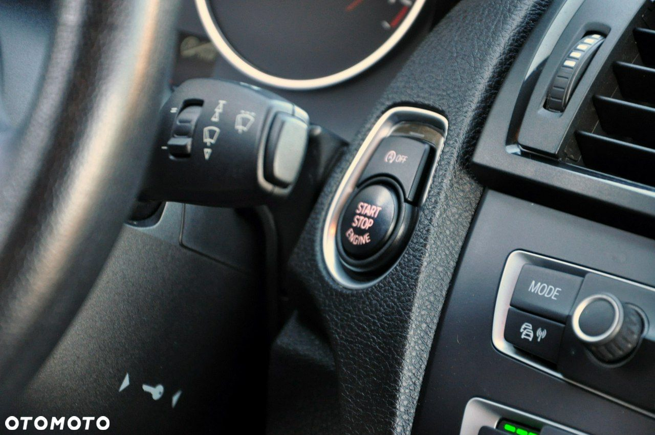 BMW Seria 1 - 36