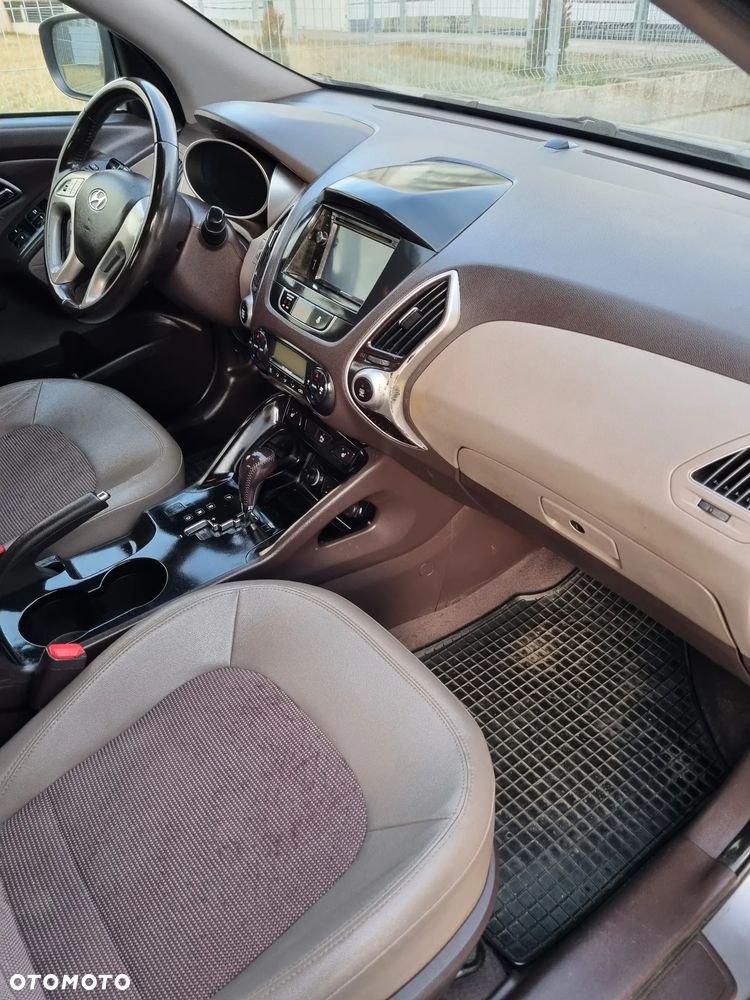 Hyundai ix35 2.0 4WD Automatik Style - 26