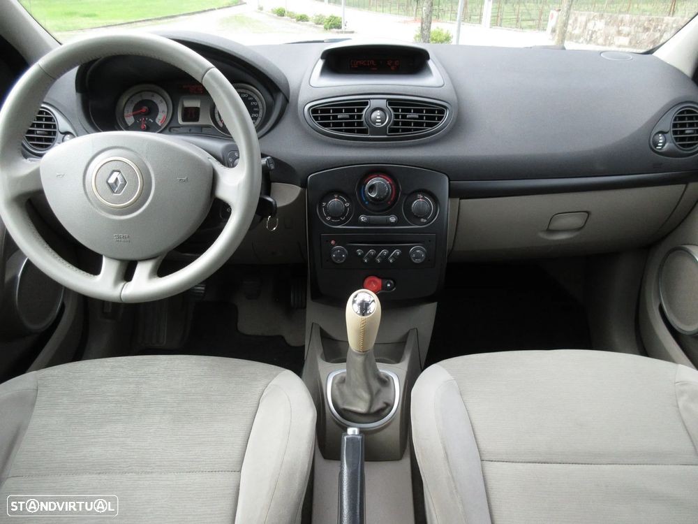 Renault Clio 1.2 16V Dynamique Luxe - 30