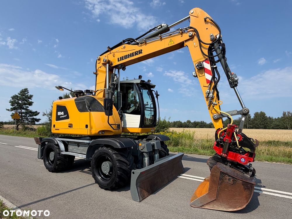 Liebherr A914 compact |rototilt |lapy-plug| - 16