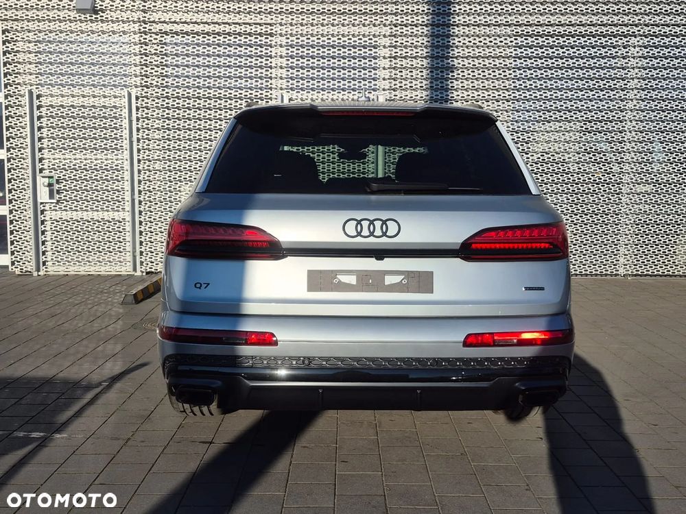 Audi Q7 50 TDI mHEV Quattro S Line Tiptr - 6