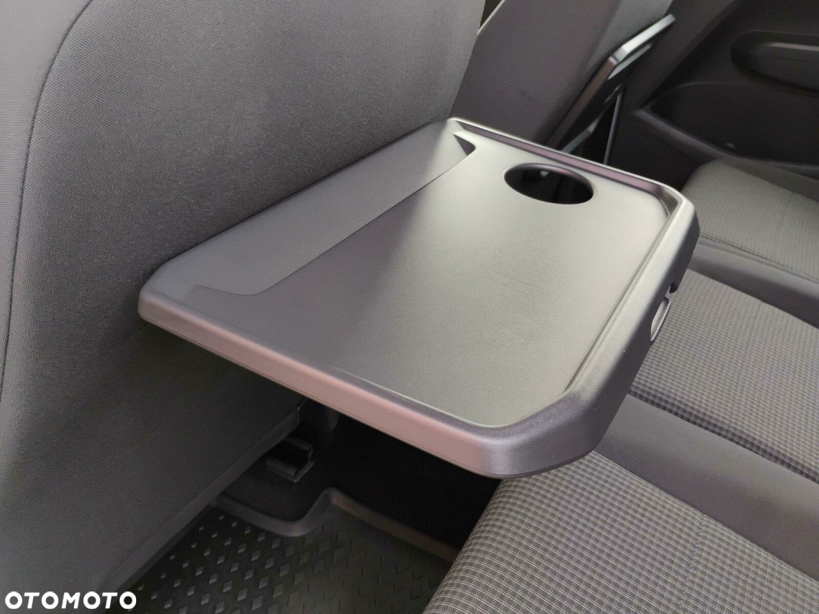 Volkswagen Caddy 2.0 TDI DSG - 27