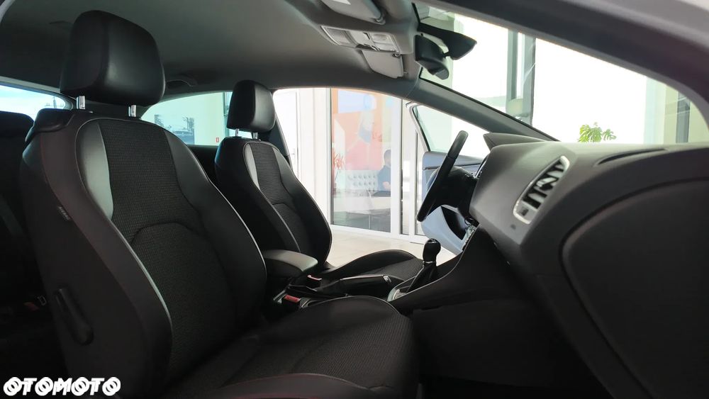 Seat Leon SC 1.4 TSI FR S&S - 35