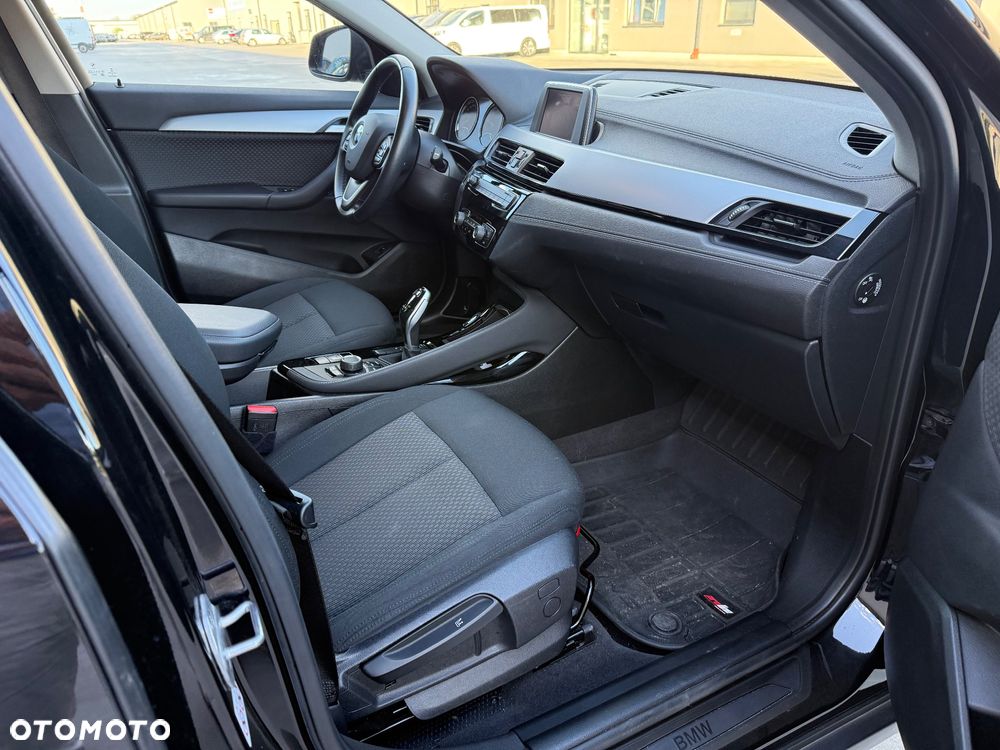 BMW X2 sDrive18i Advantage - 23