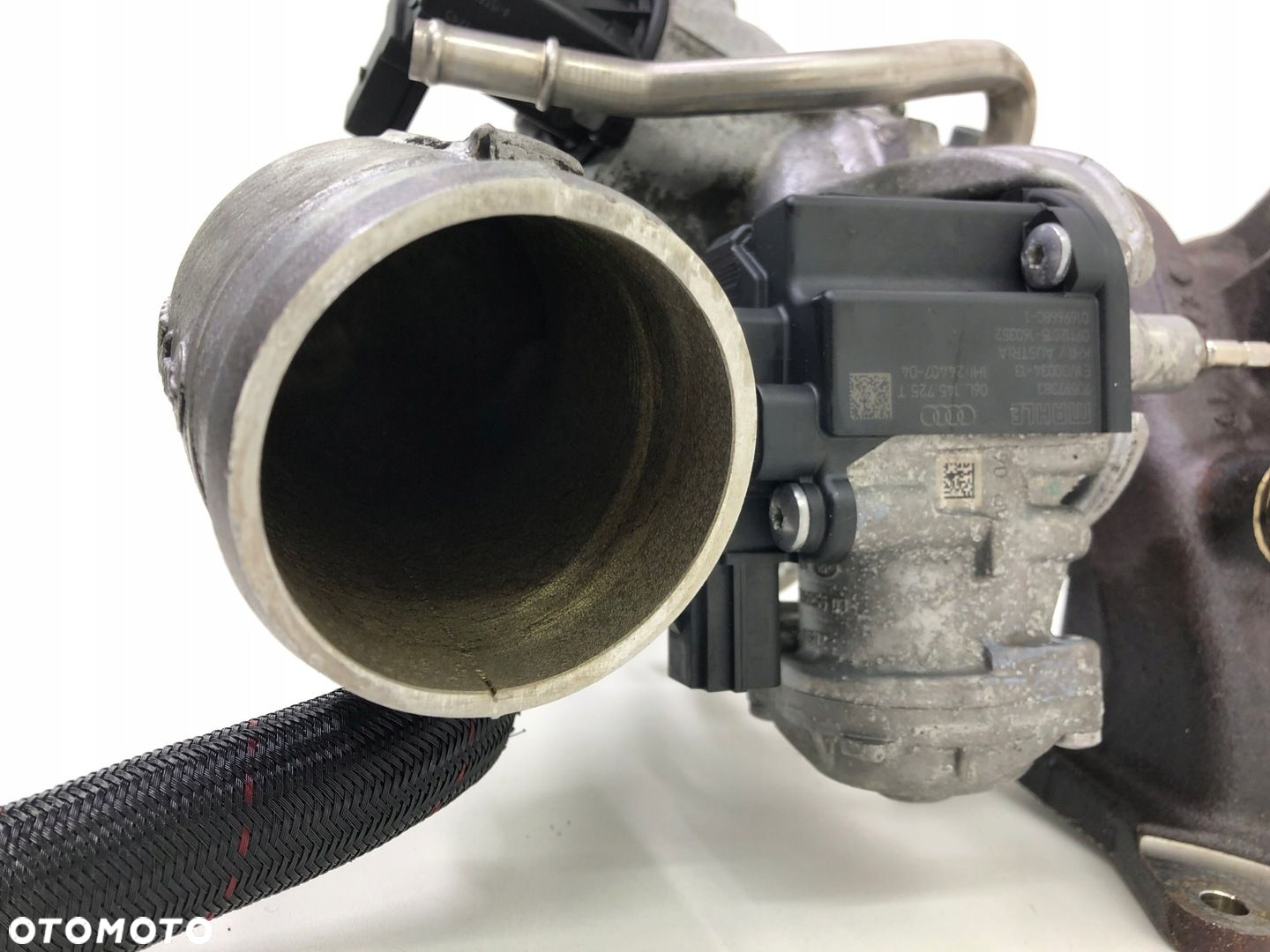 AUDI A4 B9 2.0 TFSI TURBO 06L145725T - 10