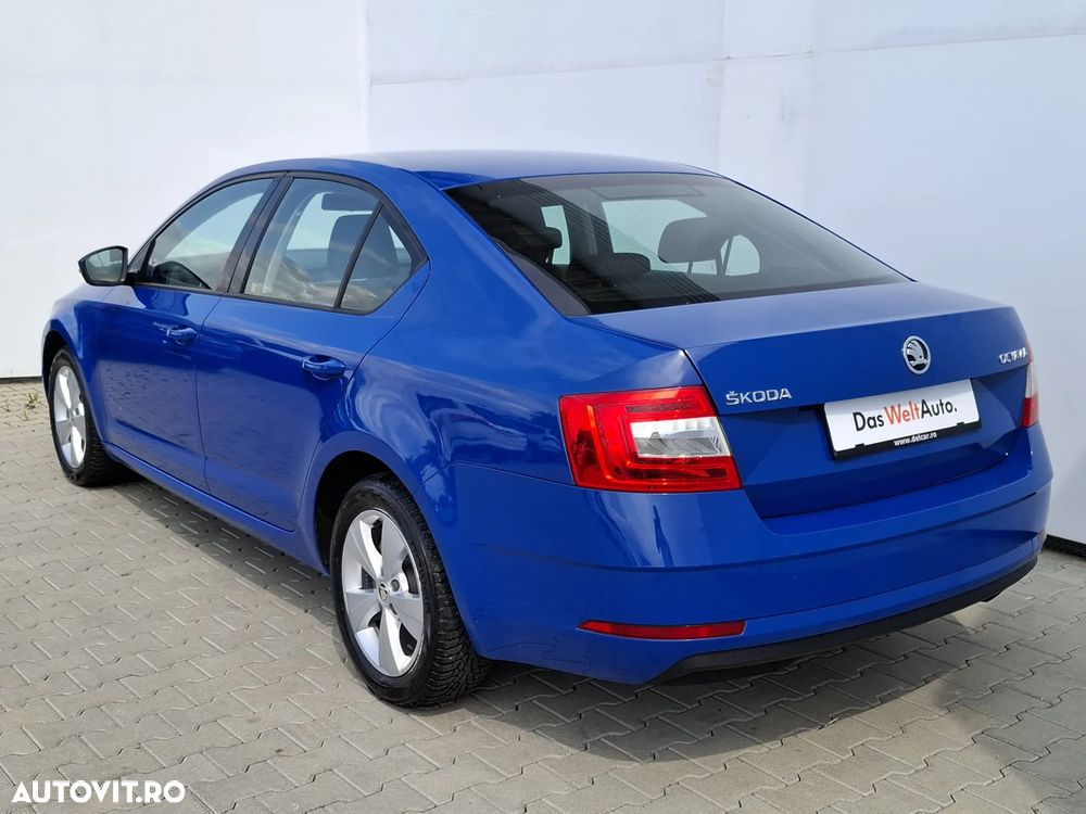 Skoda Octavia - 8