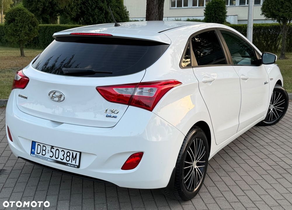 Hyundai i30 1.4 Fifa World Cup Edition - 30