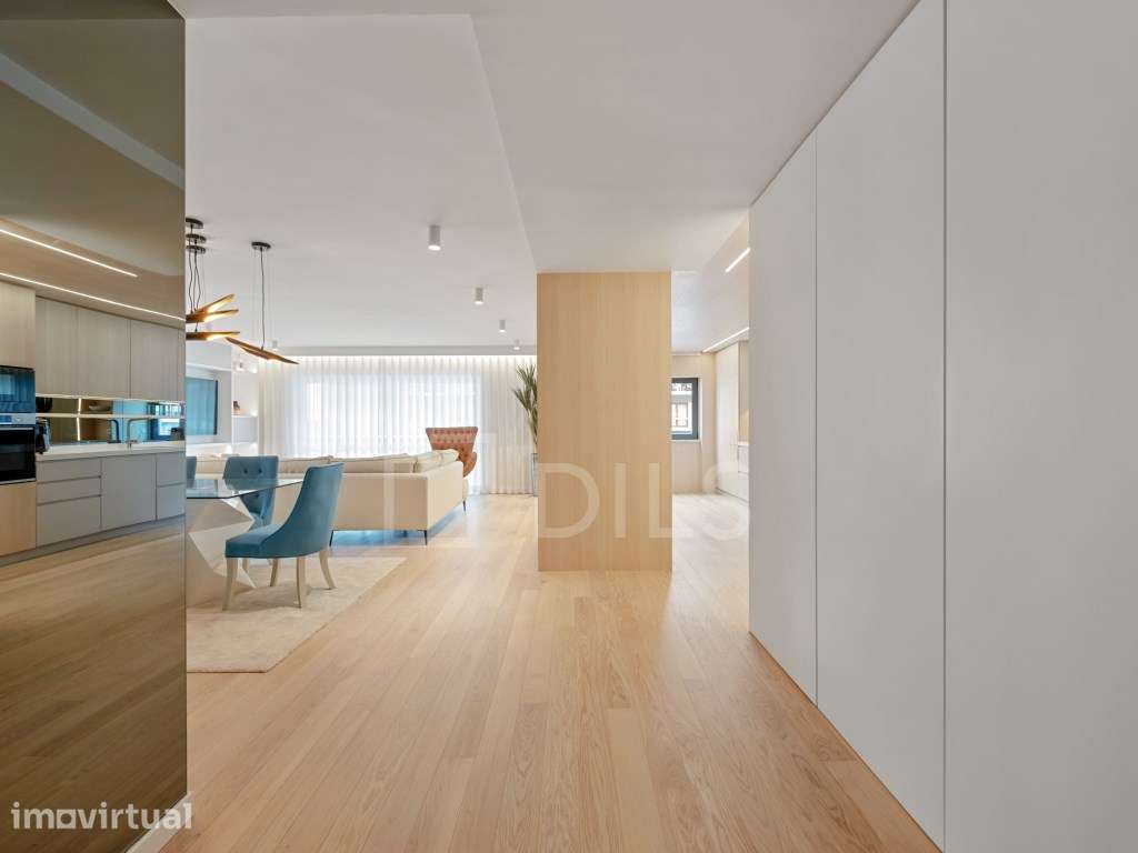 Apartamento T3, com área 150 m2,com 2 boxes, no Monte Estoril - Grande imagem: 4/36