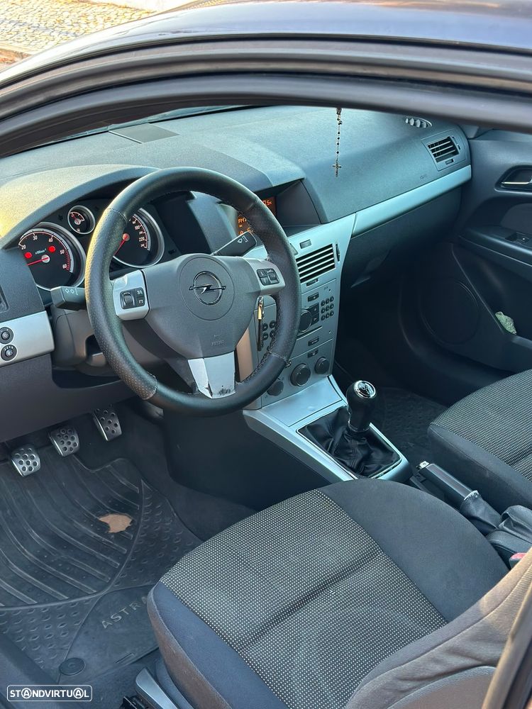 Opel Astra GTC 1.3 CDTi - 8