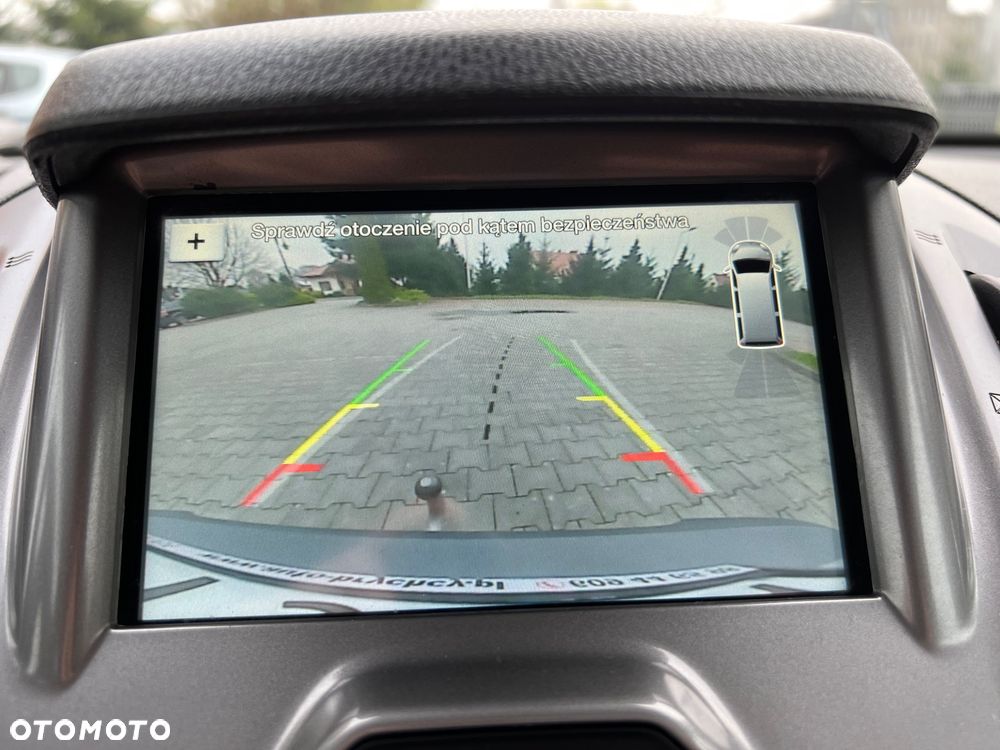 Ford Tourneo Connect 1.5 TDCi Start-Stop Titanium - 10