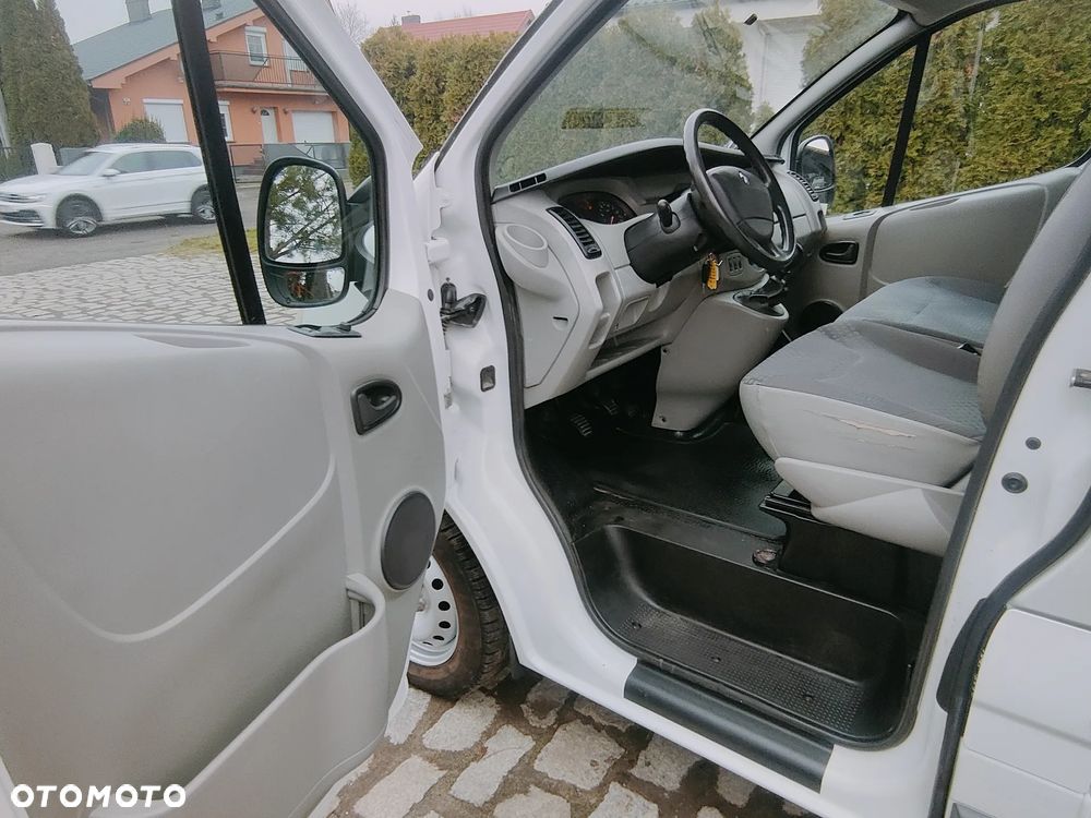 Renault Trafic L2H2 2,0DCI 115 - 19