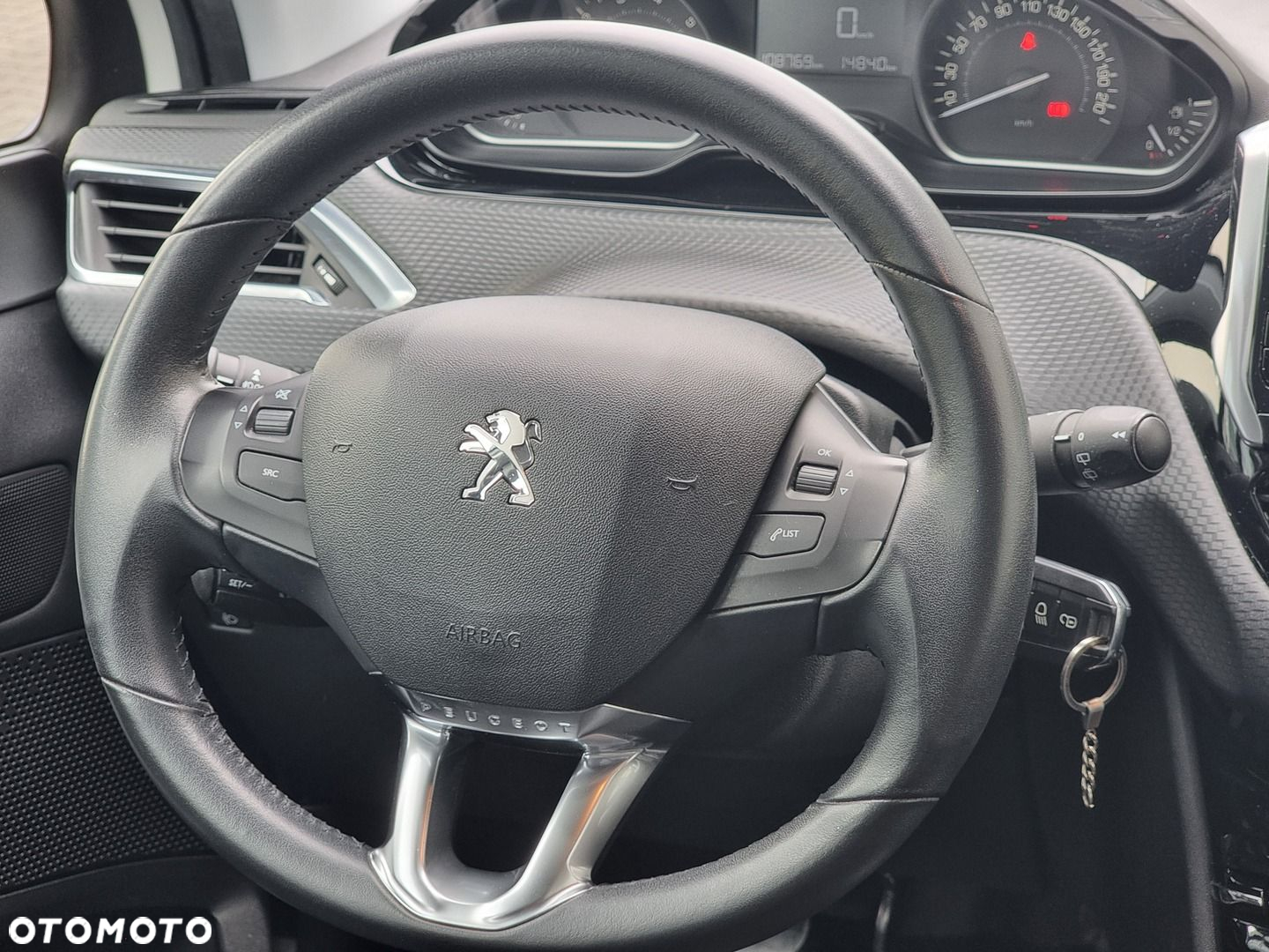 Peugeot 2008 1.2 Pure Tech Active S&S - 32