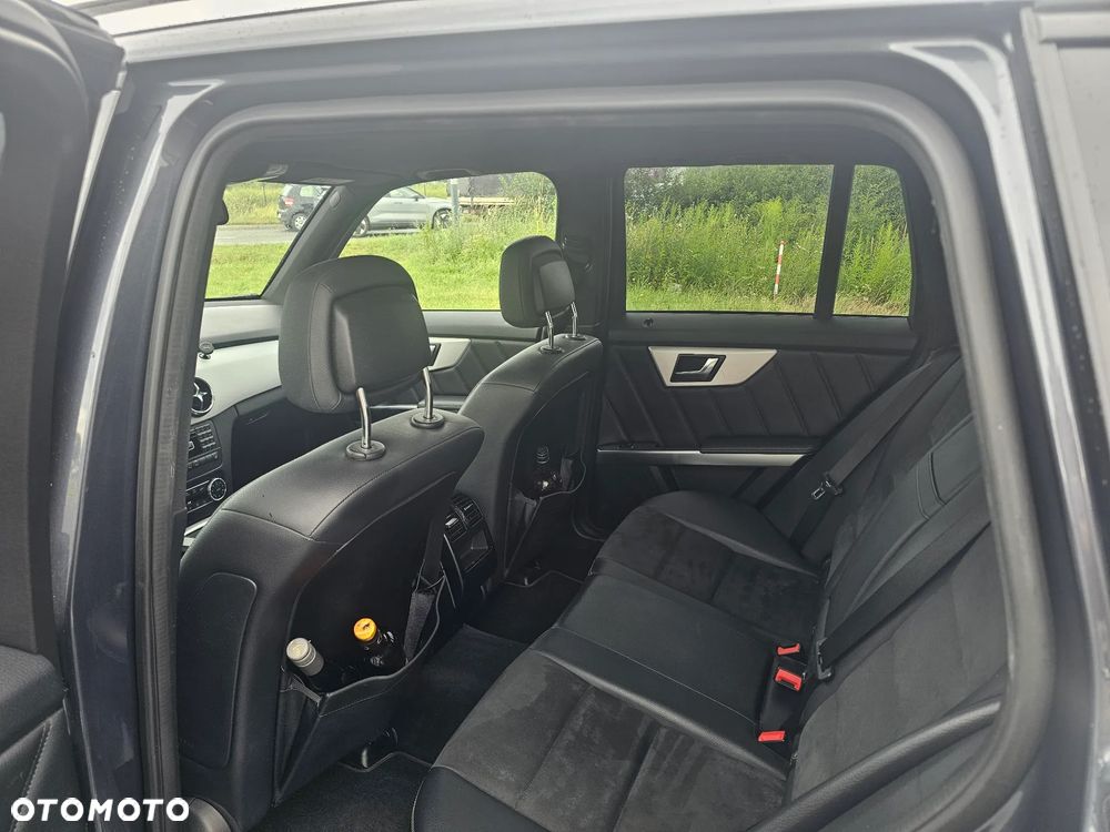 Mercedes-Benz GLK 220 CDI DPF 4Matic BlueEFFICIENCY 7G-TRONIC - 28