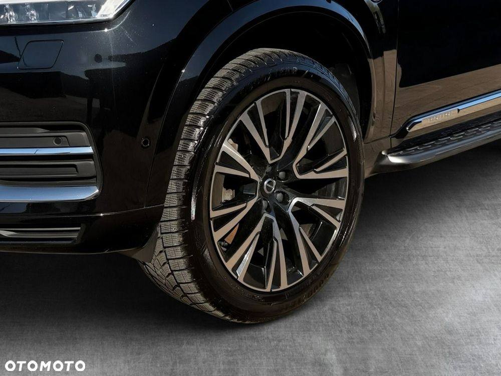 Volvo XC 90 - 9