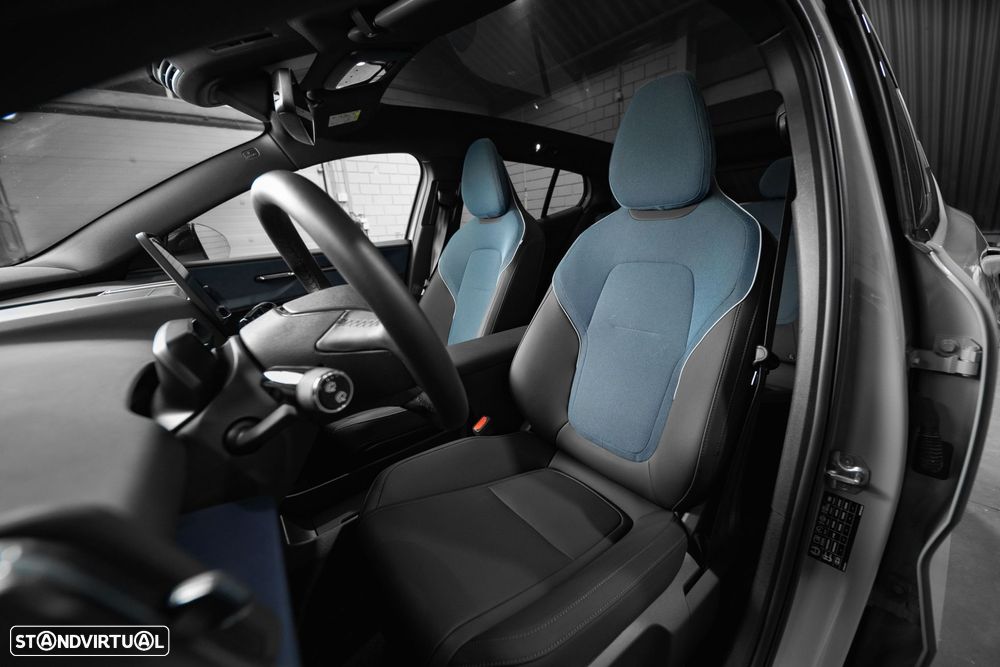 Volvo EX30 69 kWh Twin Motor Ultra - 5