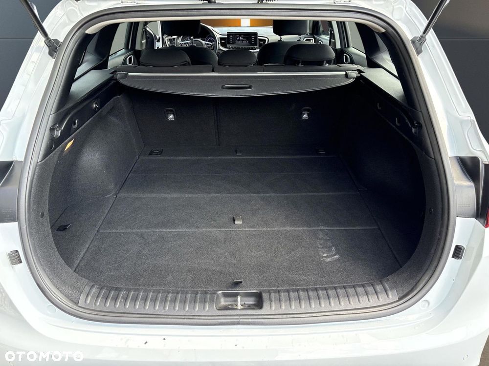 Kia Ceed - 17