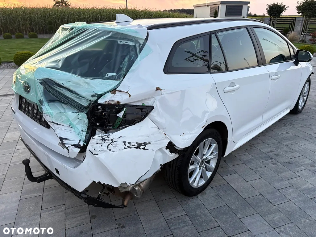 Toyota Corolla - 3