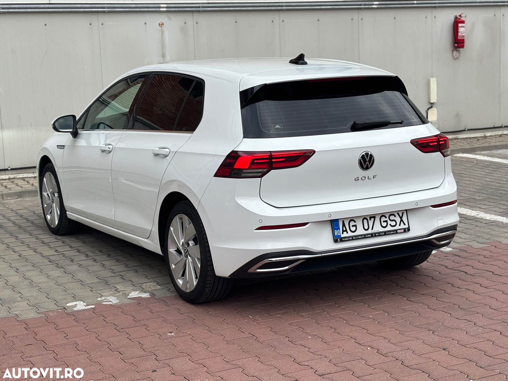 Volkswagen Golf 2.0 TDI DSG Style - 4
