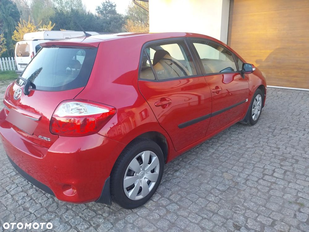 Toyota Auris 1.6 Sol - 17