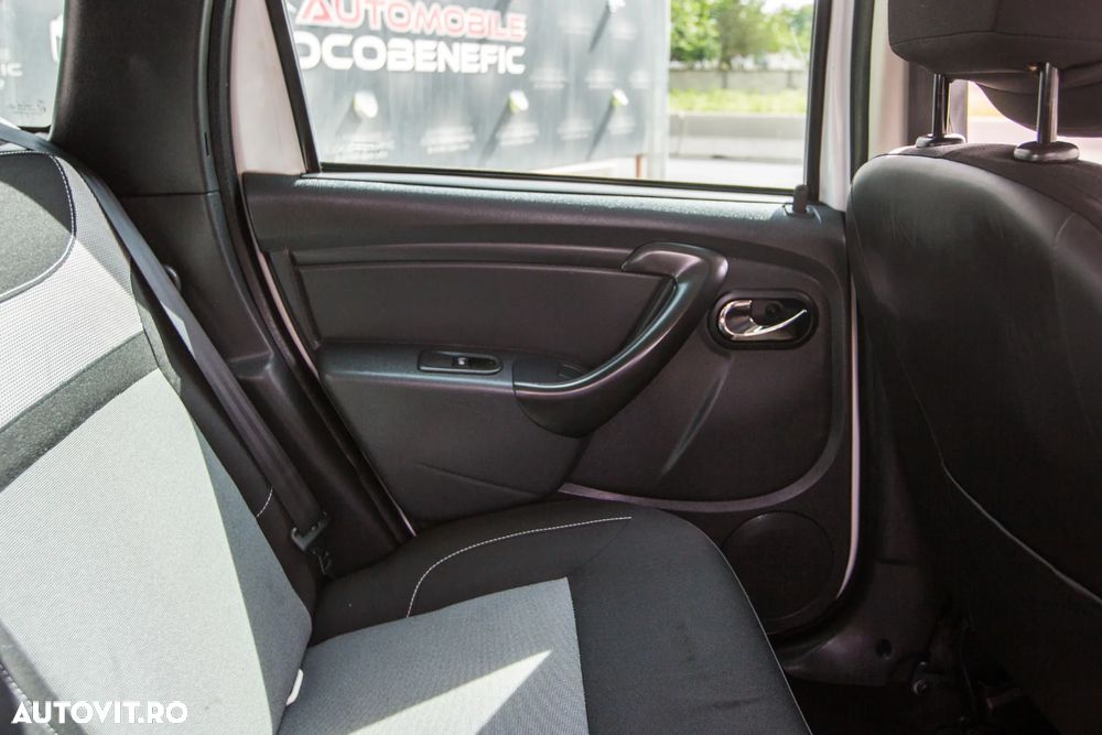 Dacia Duster 1.5 dCi 4x2 Prestige - 26