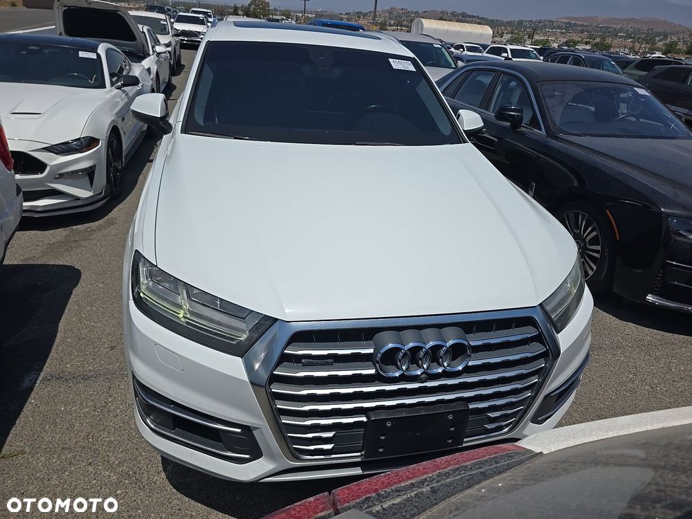 Audi Q7 3.0 TFSI Quattro Tiptronic - 4