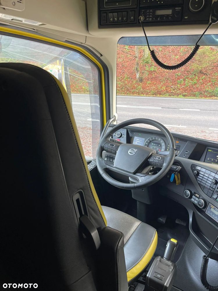 Volvo FH16 650 Zamiana Do Drewna Dłużycy Lasu Kłody - 13