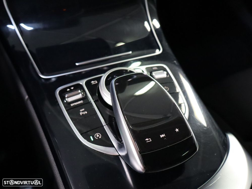 Mercedes-Benz C 200 - 19